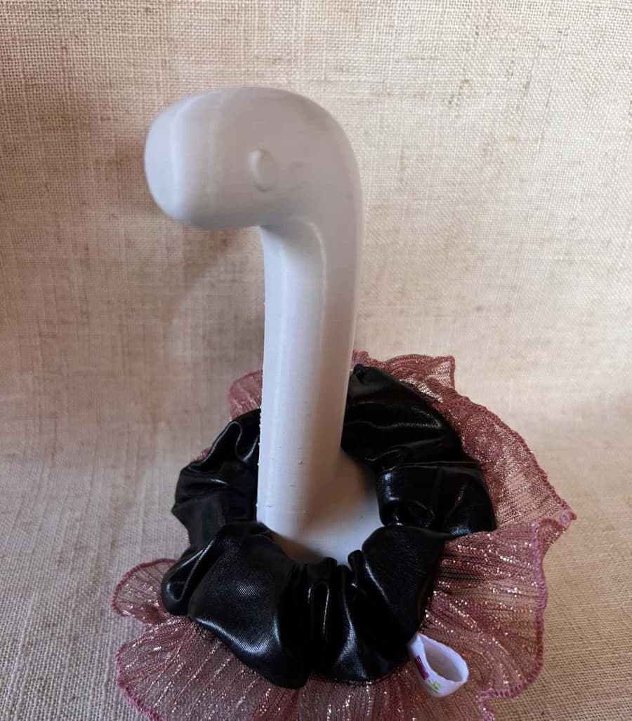 Mini Rosa Antiguo — Negro con tul rosa viejo