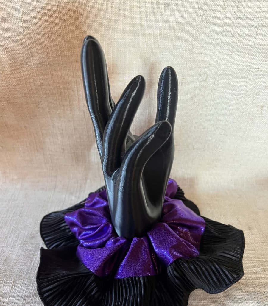 Rumba Amatista — Violeta con vuelo negro