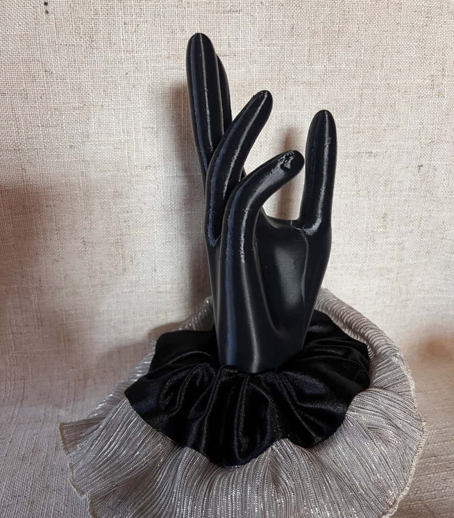 Rumba Plata — Negro con vuelo plateado
