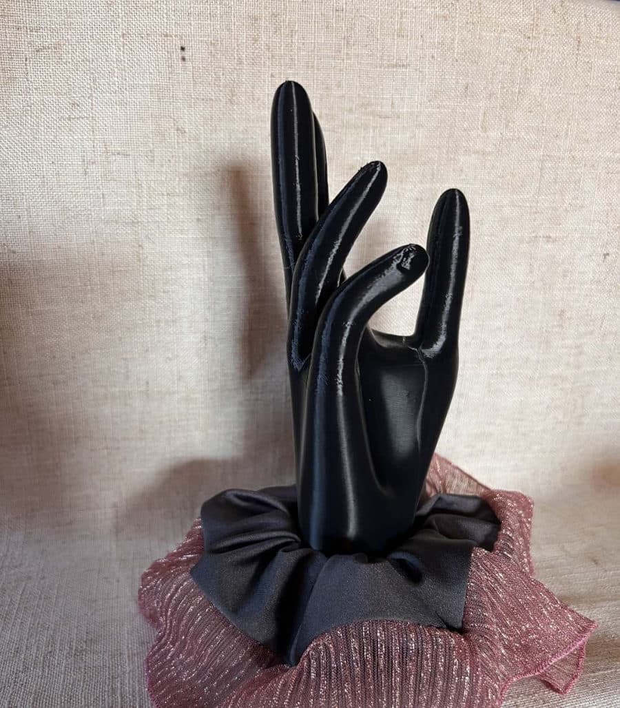 Rumba Rosa Antiguo — Negro con vuelo rosa viejo